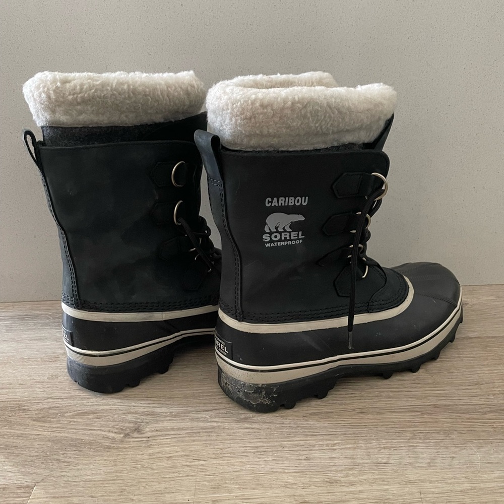 Black Sorel Caribou Women’s Winter Boots